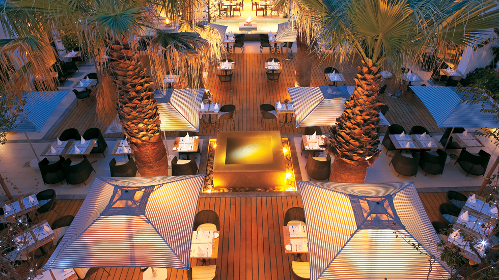 Labyrinth Atrium Restaurant Labyrinth Atrium Restaurant